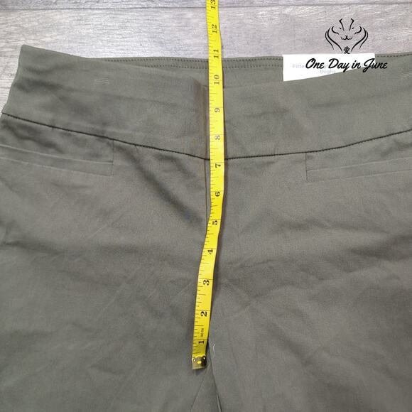 Christopher & Banks Mid Rise Ankle Pants Size 6P - Picture 4 of 6